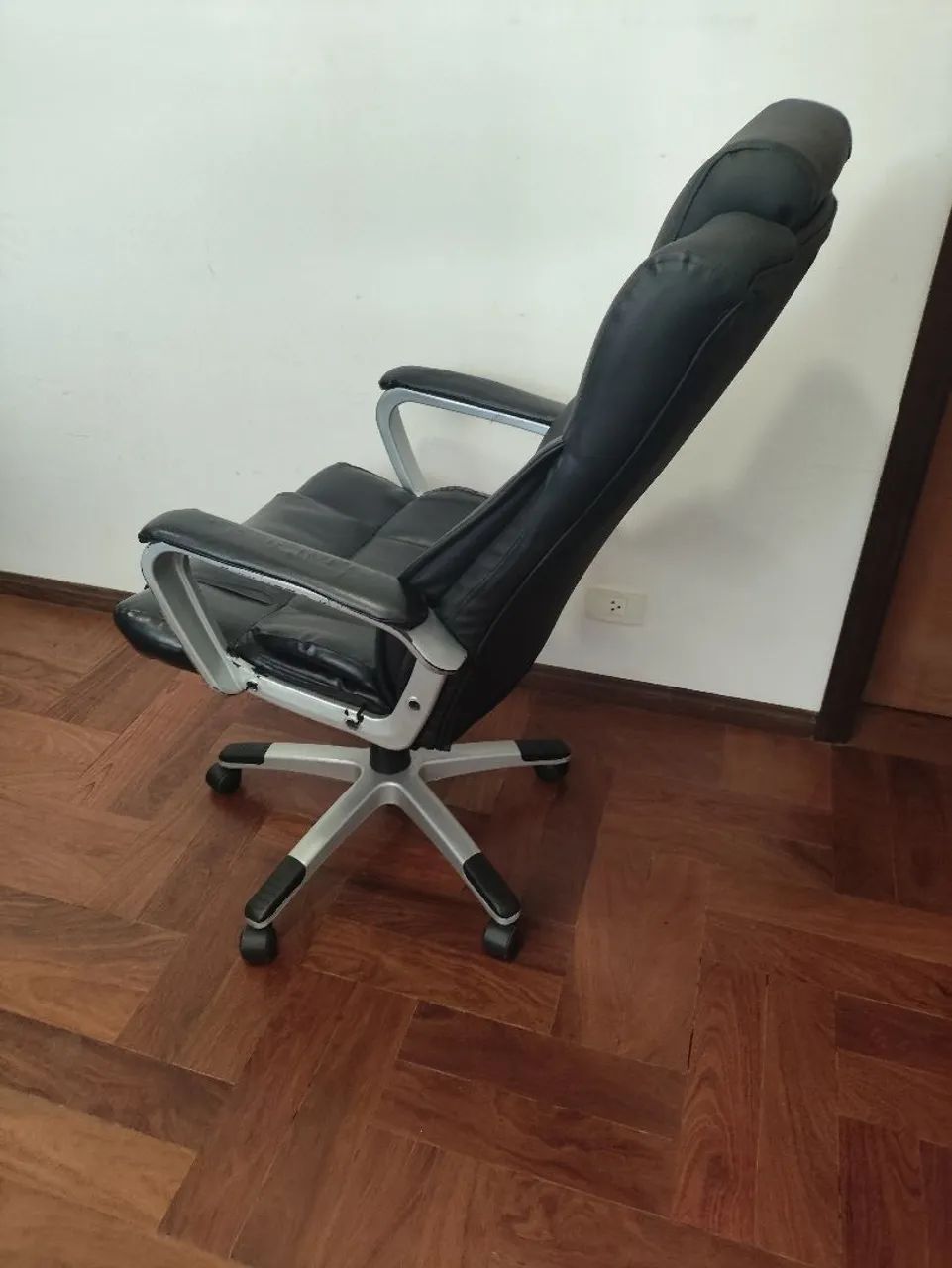 Cadeira executiva  - Foto 4