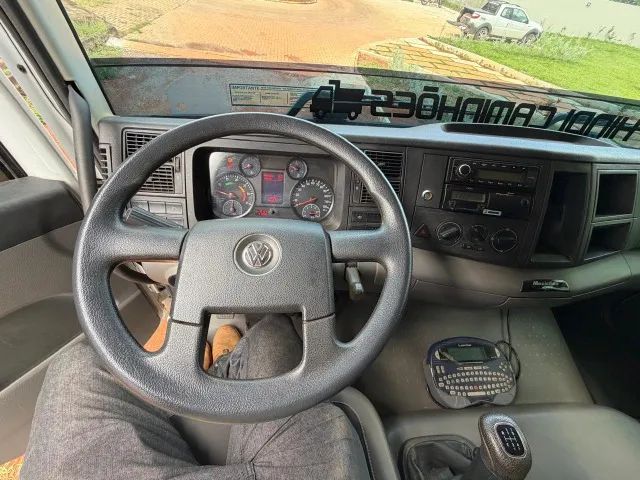 Caçamba VW 24280 - 6x2 - Foto 4