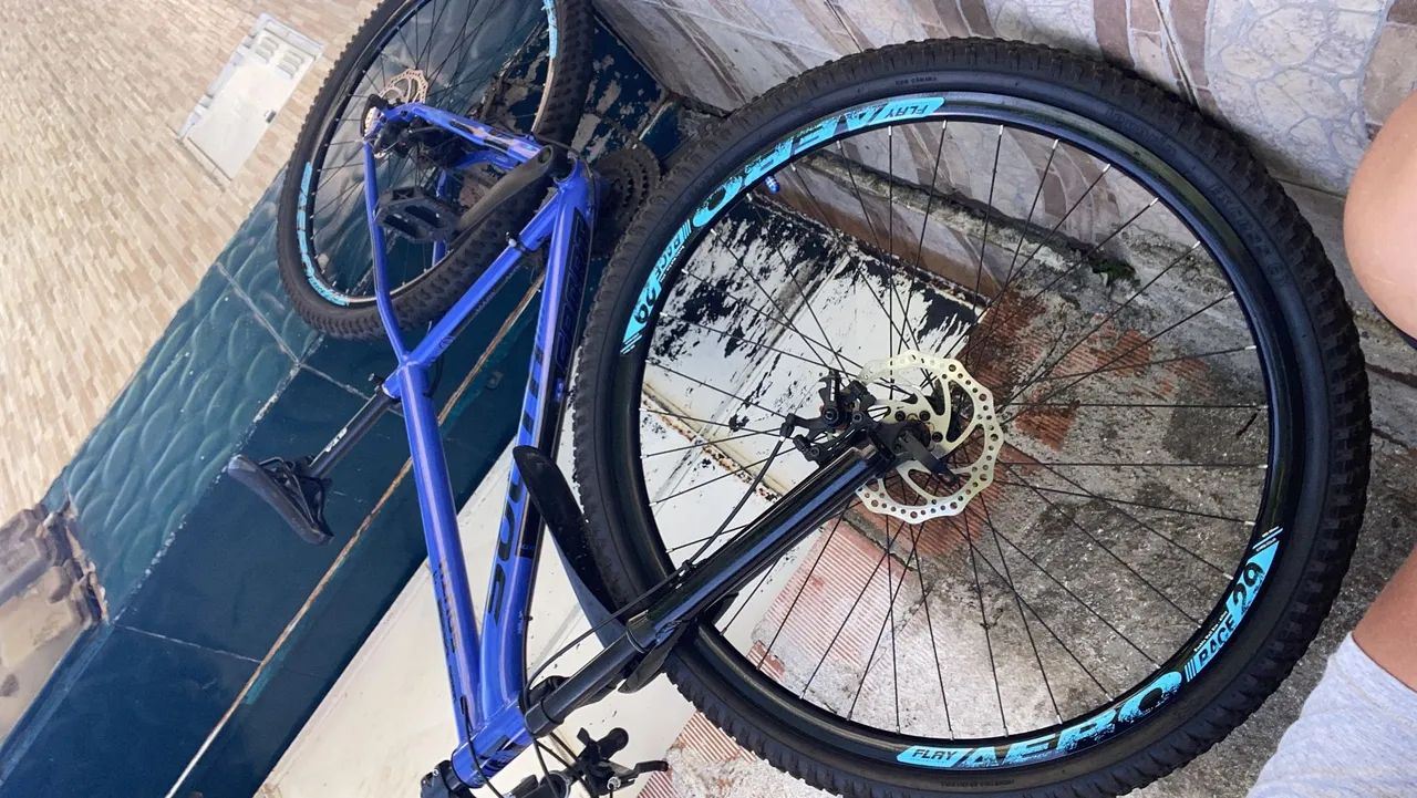 Vendo bicicleta aro 29 quadro 17 - Foto 2