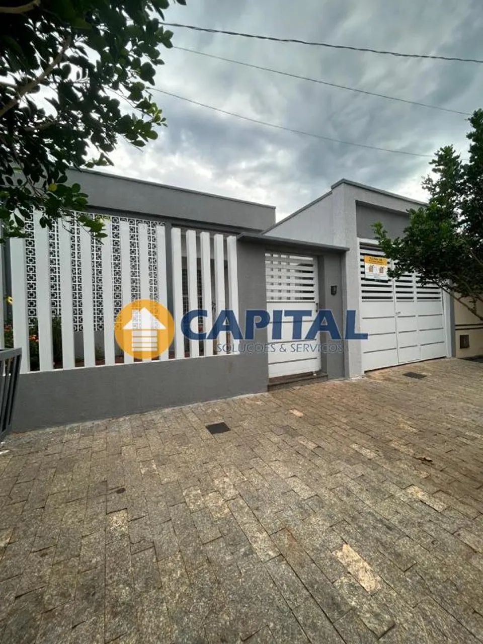 Casa para aluguel no bairro Centro, em Nerópolis/GO