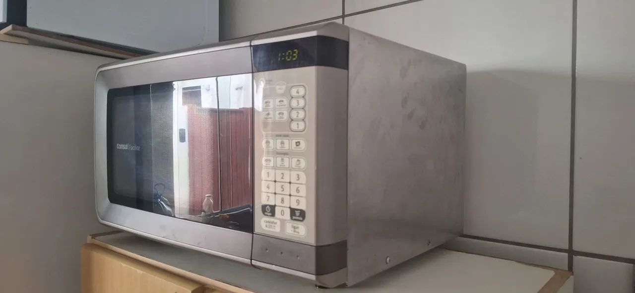 Vendo Micro-ondas Consul Facilite Cinza - Foto 3