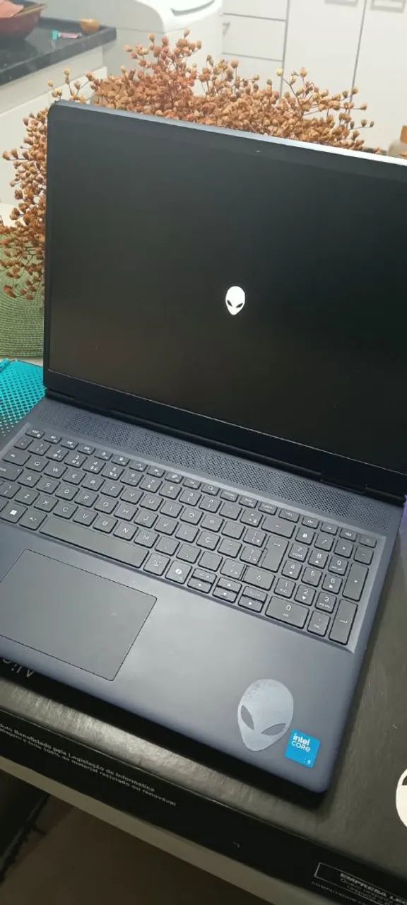 Notebook gamer Alienware (na garantia) - Foto 2