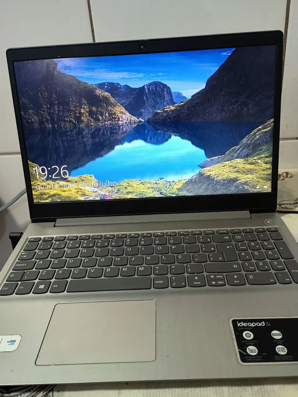 Vendo notebook Lenovo 