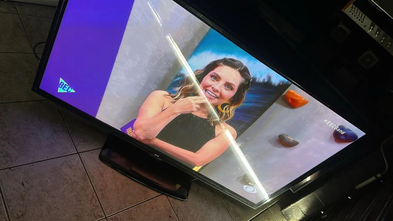 Tv 60 lg newplasma   topp não é smart