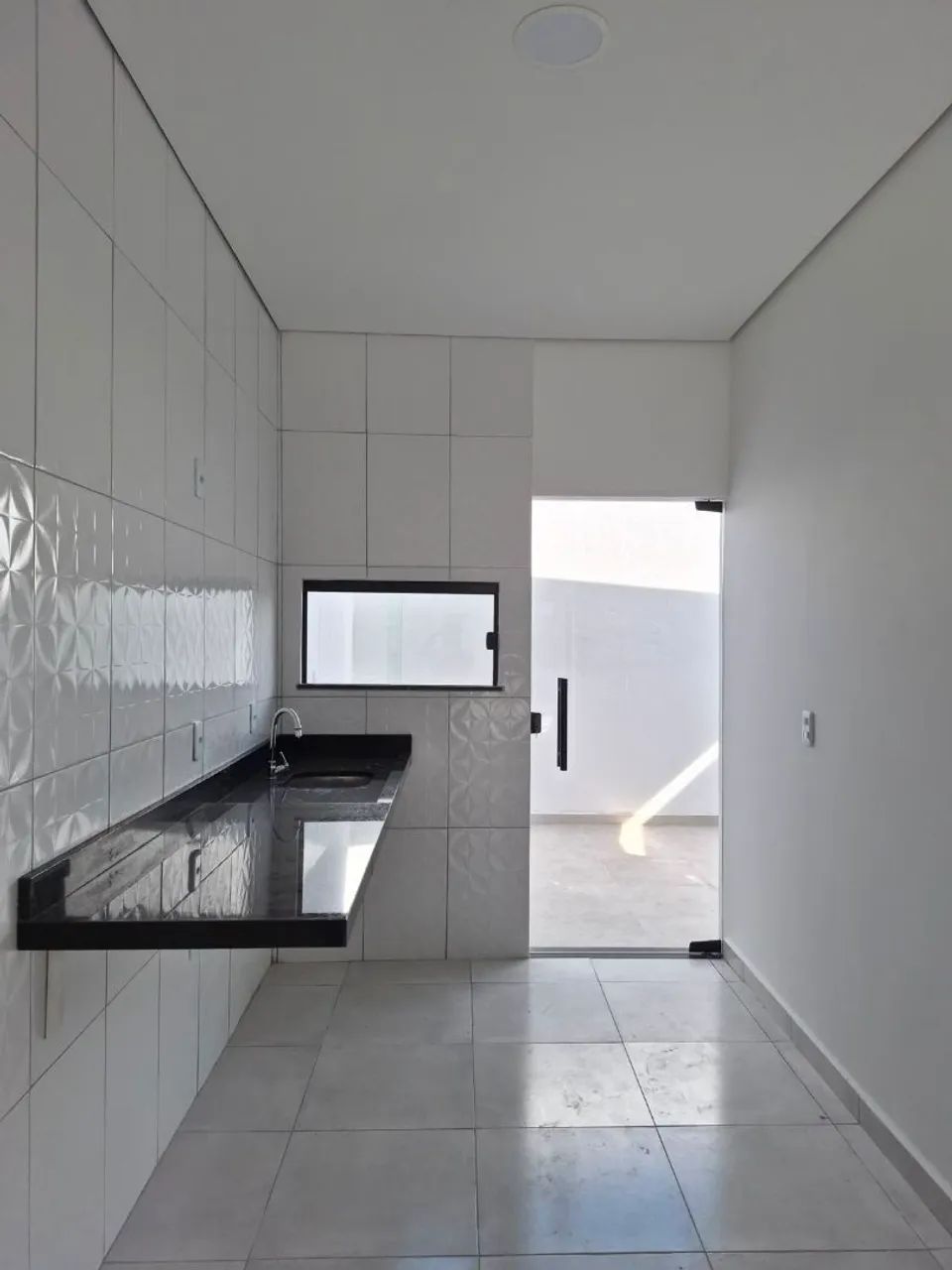 VENDO CASA EM RESIDENCIAL FECHADO | FLORES - Foto 4