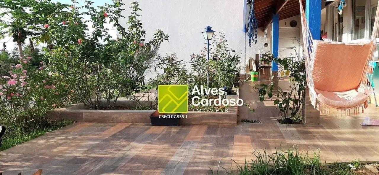 Linda Chacara e Araçoiaba da Serra. Condominio fechado