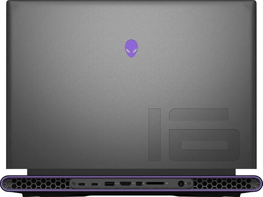 Alienware M16 R1, Intel i9 RTX 4070, 1TB SSD