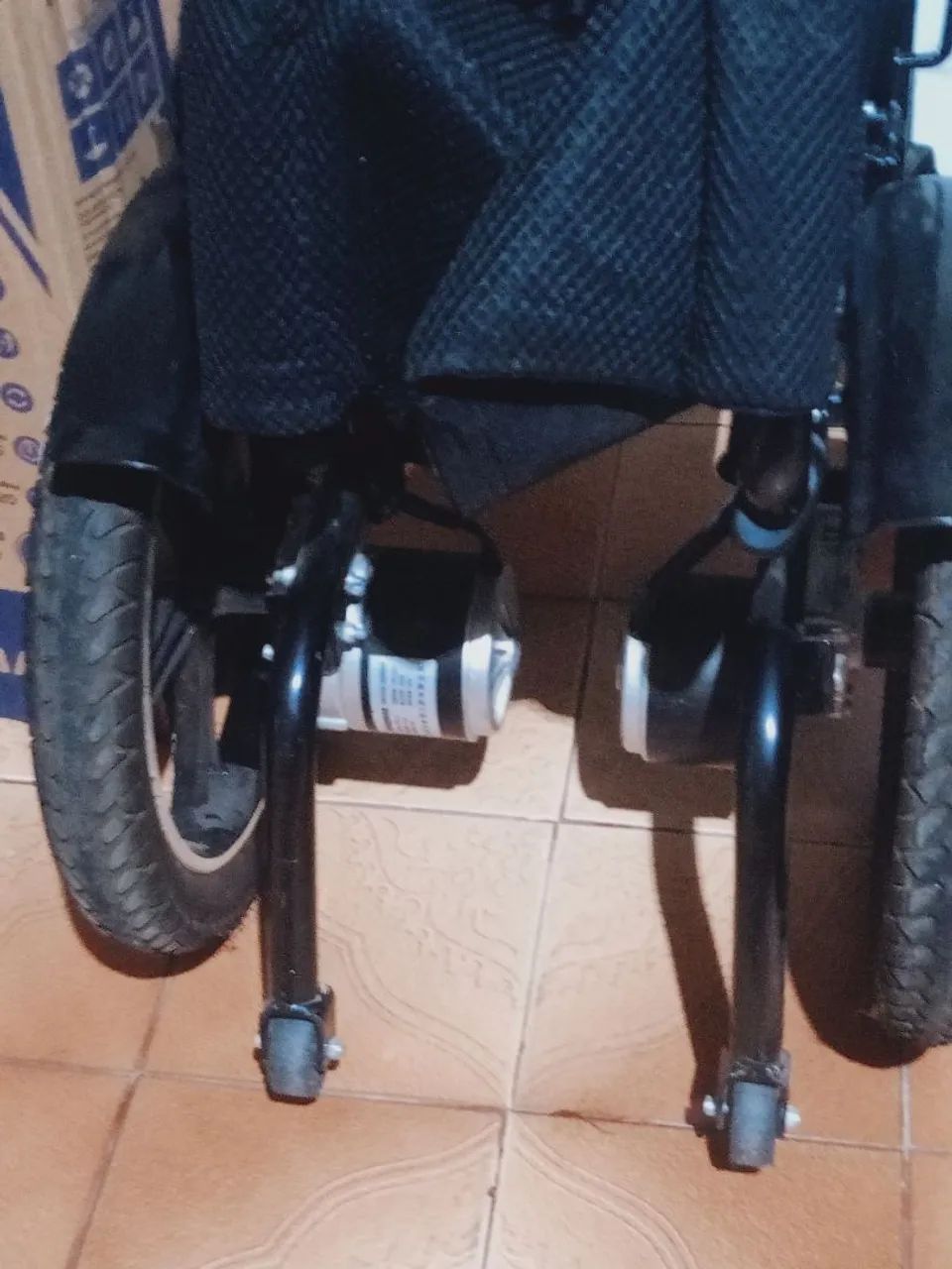Cadeira de Rodas Motorizada  - Foto 2