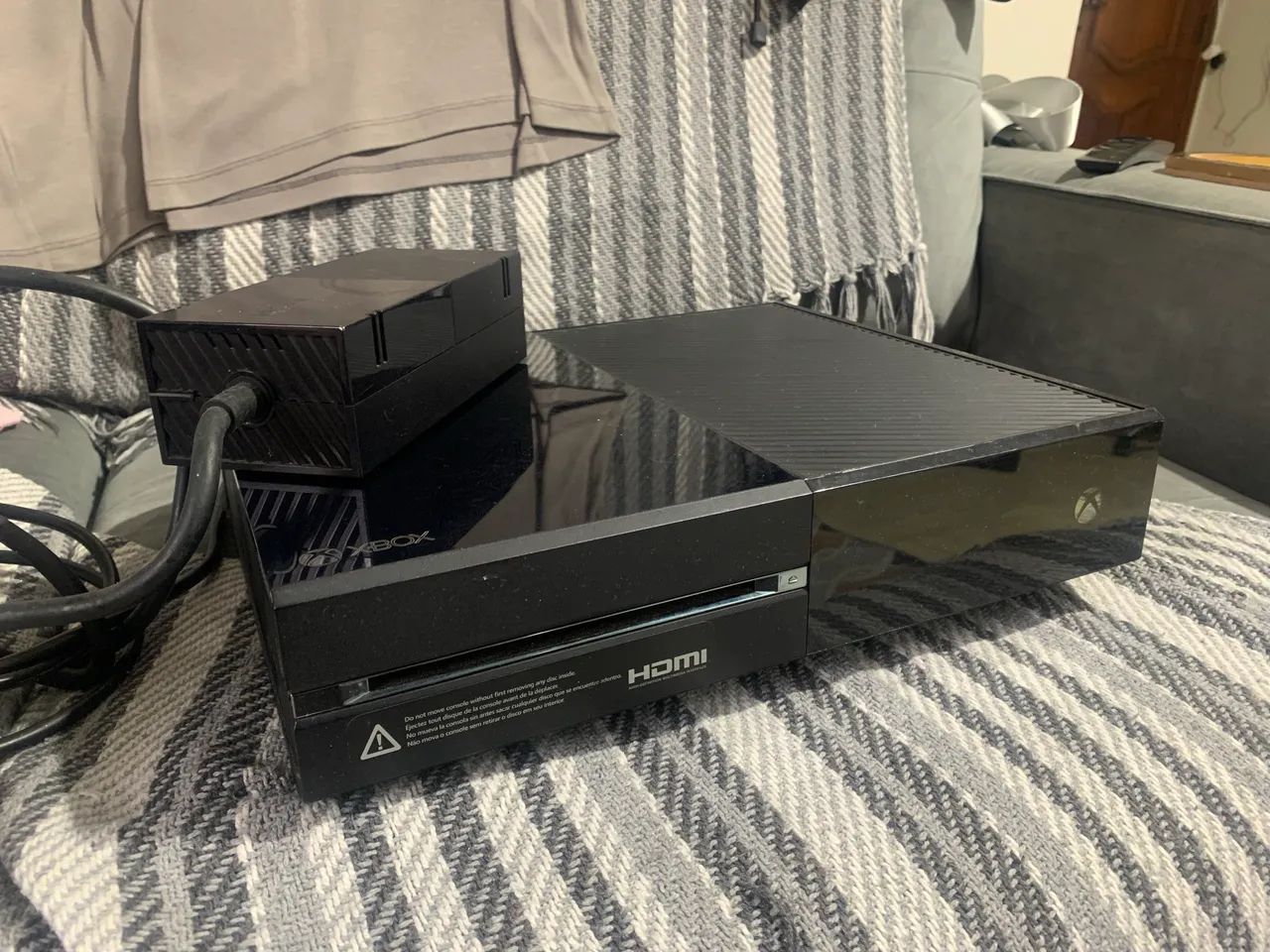 Xbox One FAT em ótimo estado 
