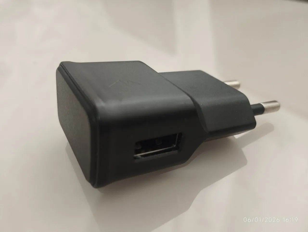 Carregador Original USB NOVO COM CABO TIPO C  - Foto 4