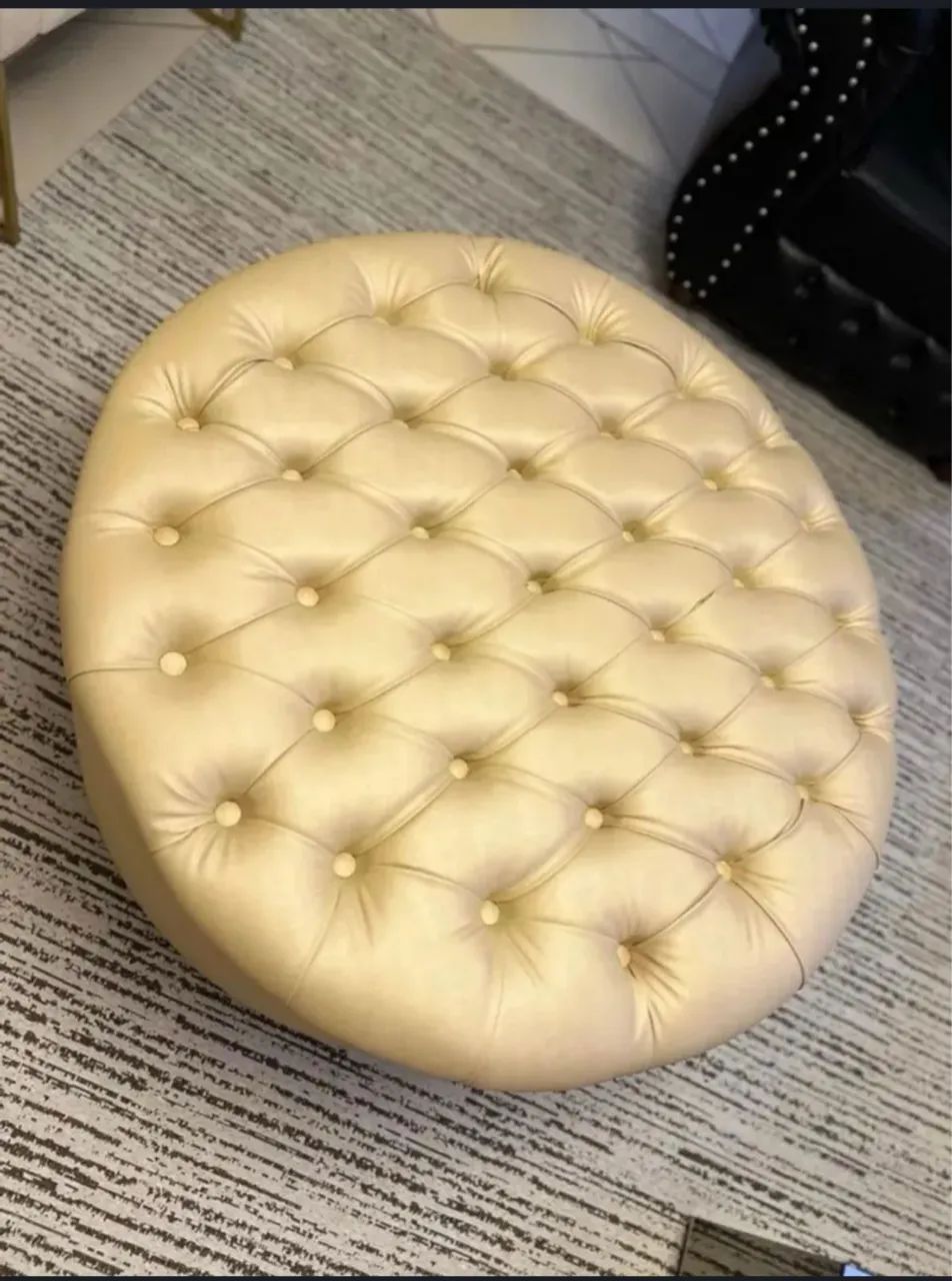 Beautiful Tufted Pouf64985854618754121