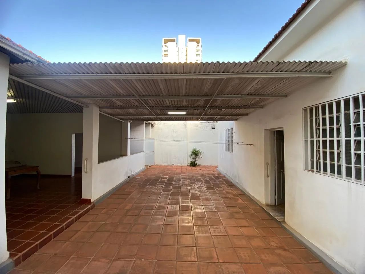 Casa à venda no Centro em Uberlândia/MG - Foto 2