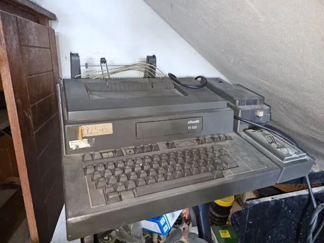 Máq. escrever Olivetti TE-520 - Foto 3