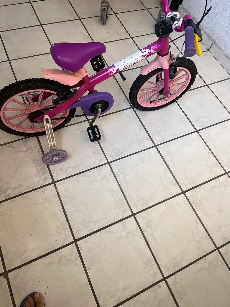 Vendo bicicleta infantil  - Foto 2