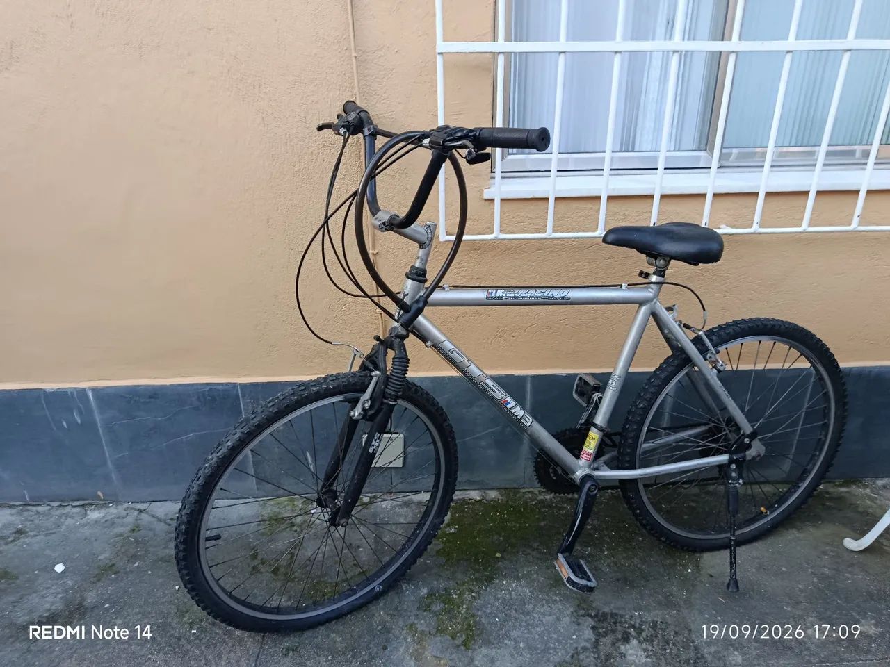 Bicicleta cromada  - Foto 2