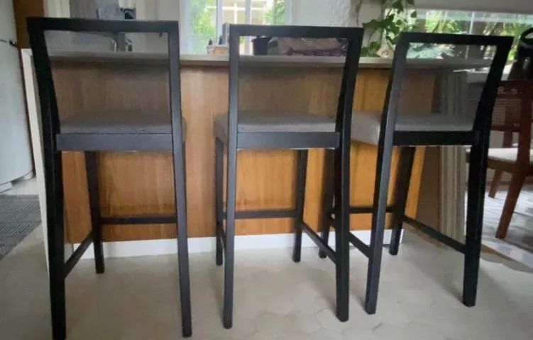 Três lindas banquetas  - Foto 2