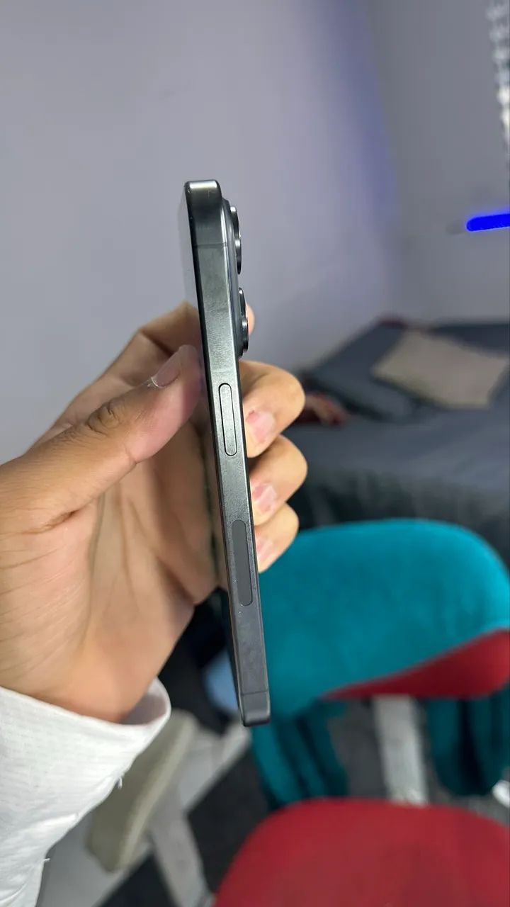 iPhone 15 Pro 128GB - Foto 2