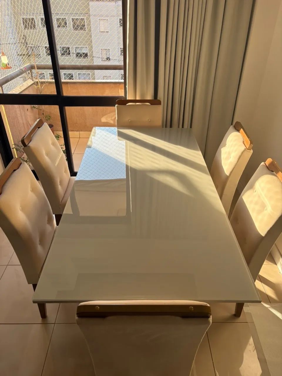 Conjunto de Mesa de Jantar com Tampo Off White e 6 Cadeiras Bege - Foto 3