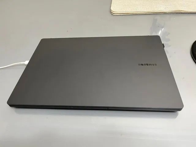 Samsung Galaxy Book2 i7 8GB SSD 512GB