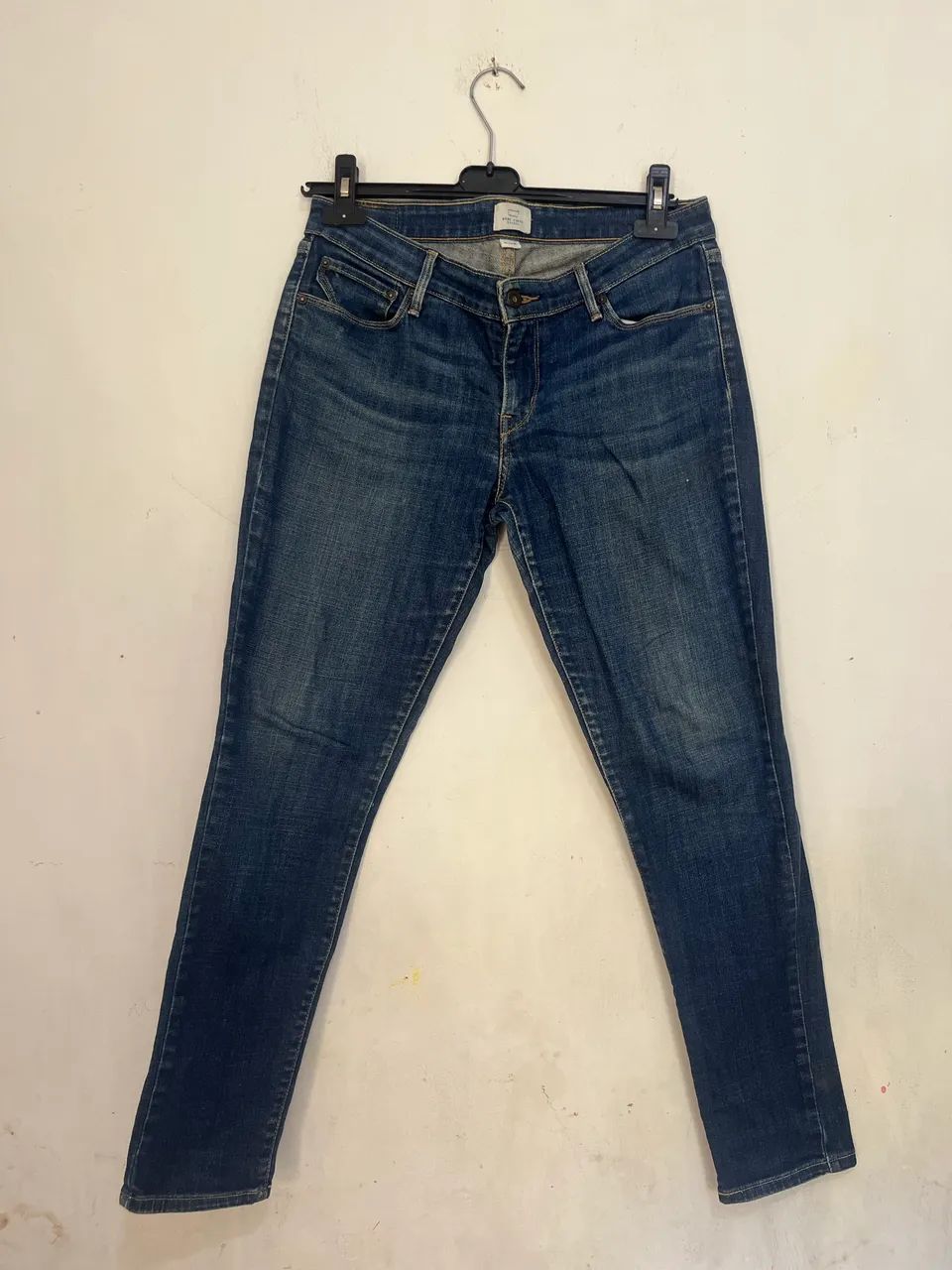 Calça jeans Levis desapego 38