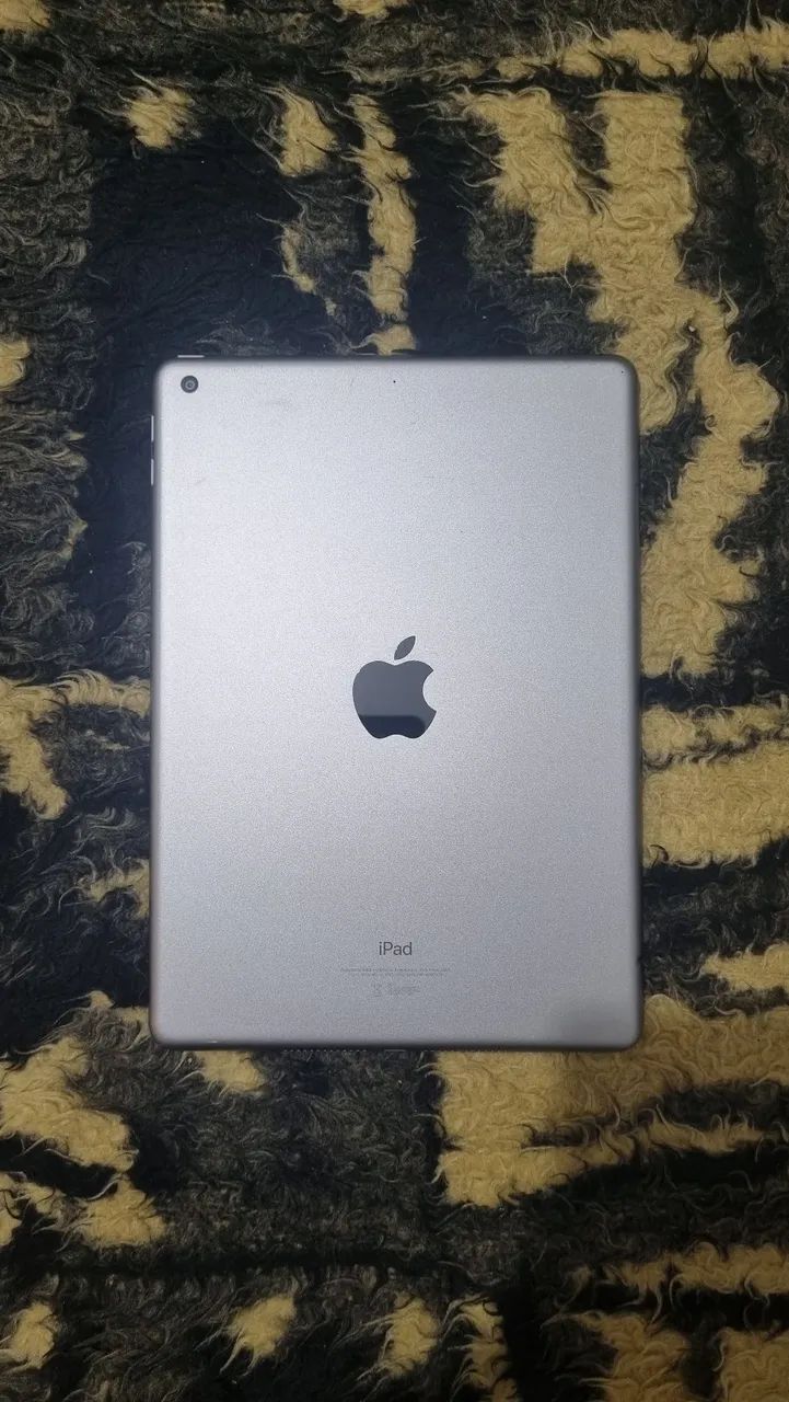 Ipad 5a geração - 32GB A1822 - Foto 2