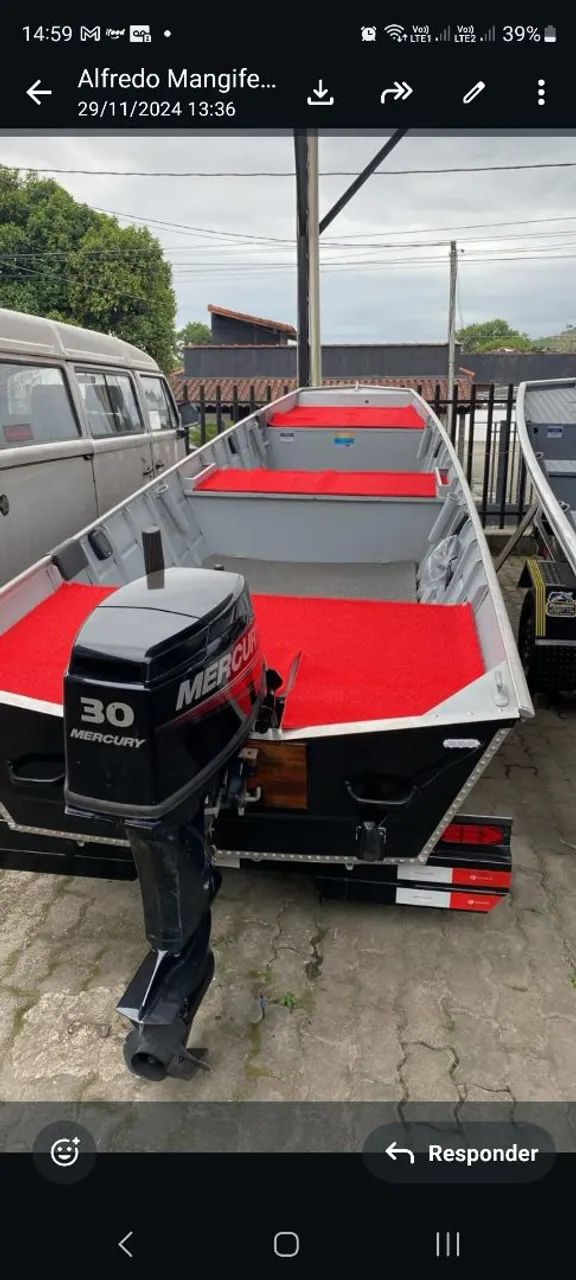 Barco semi chato 6m COMPLETO, com carreta, motor 30hp e todos acessórios.
