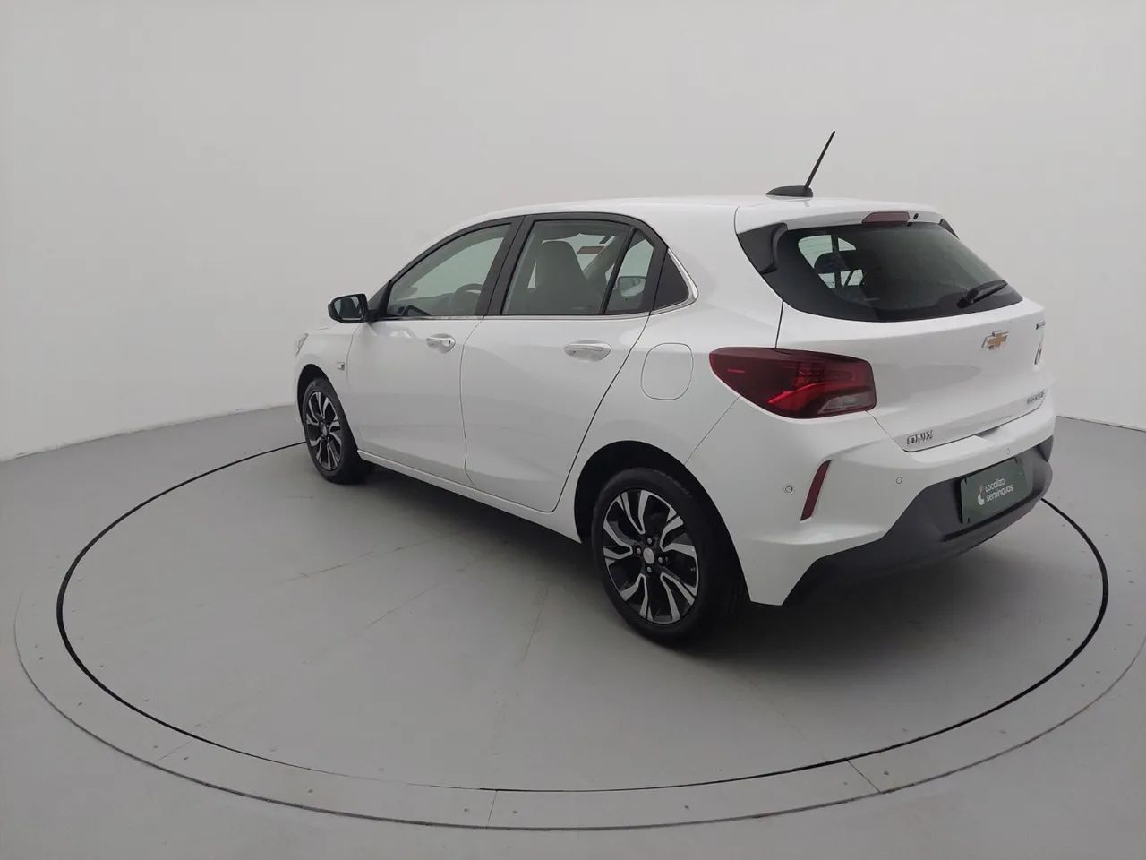 Chevrolet Onix Hatch Premier 1.0 12V TB Flex Aut. 4P, foto 3 de 18