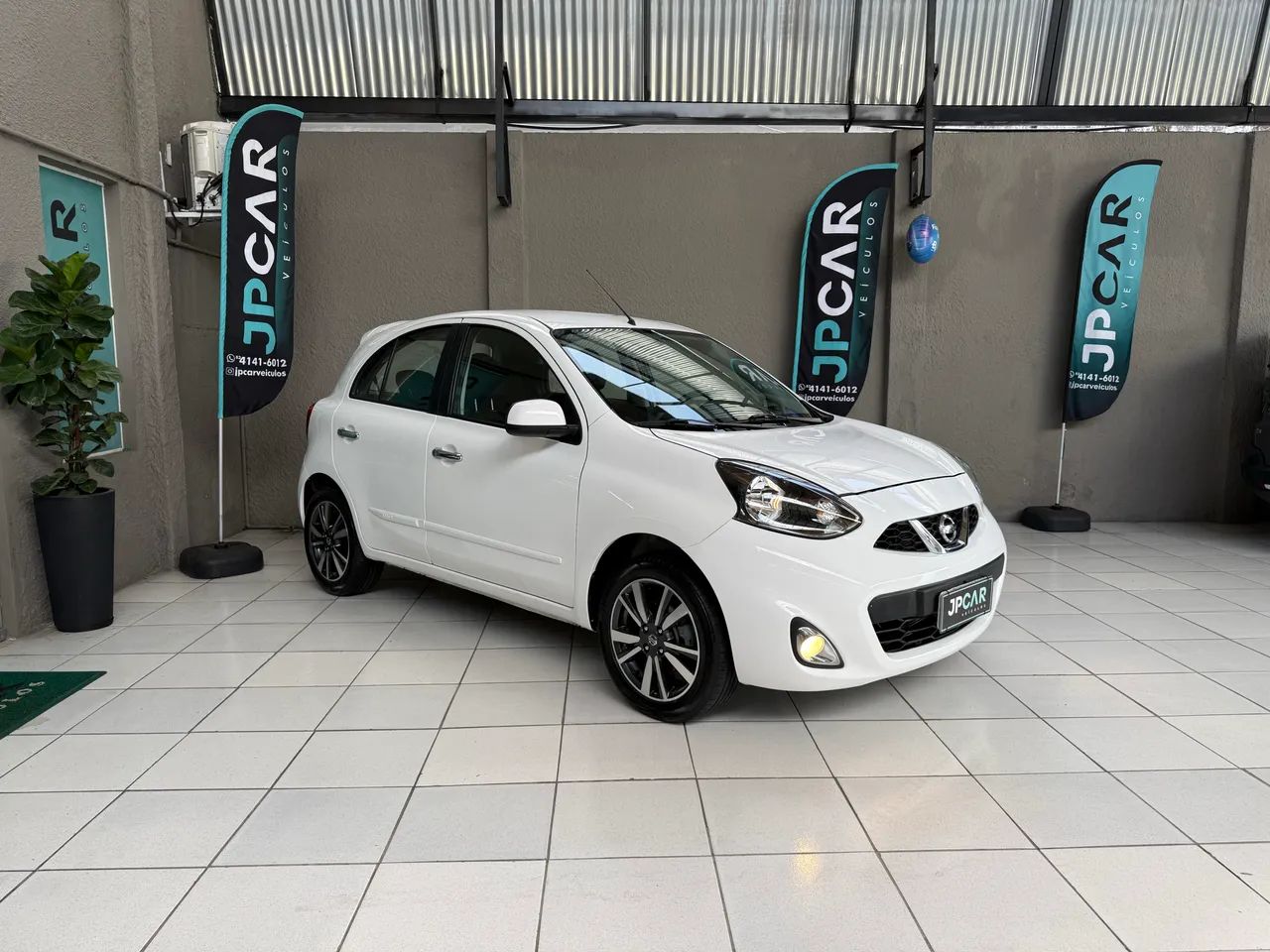 Nissan March 2018