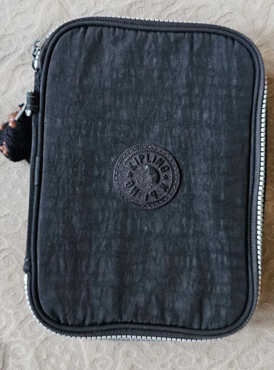 Estojo Kipling 100 pens (Excelente estado de conservação)