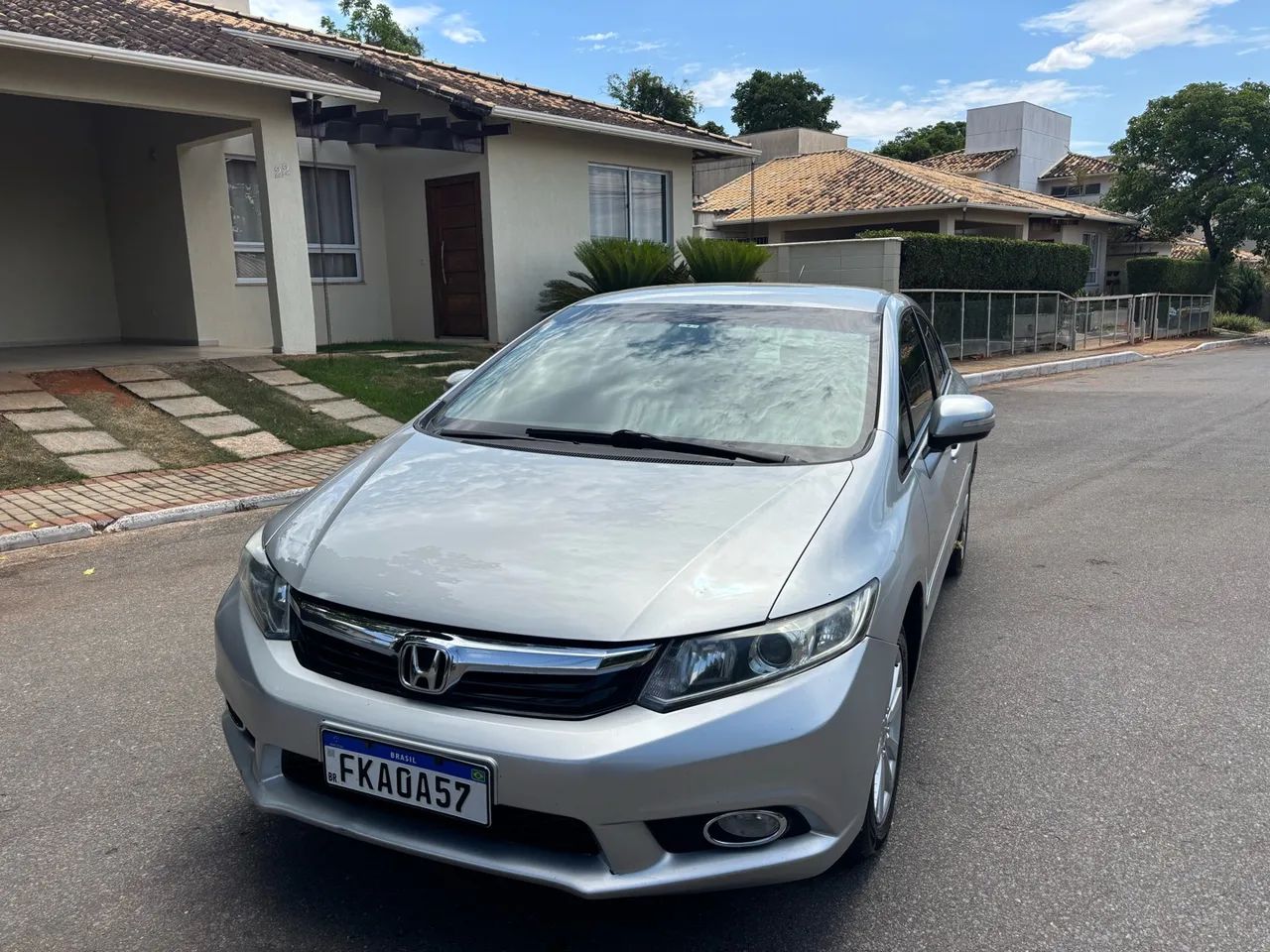 Honda Civic Civic Sedan LXR 2.0 Flexone 16V Aut. 4p 2014