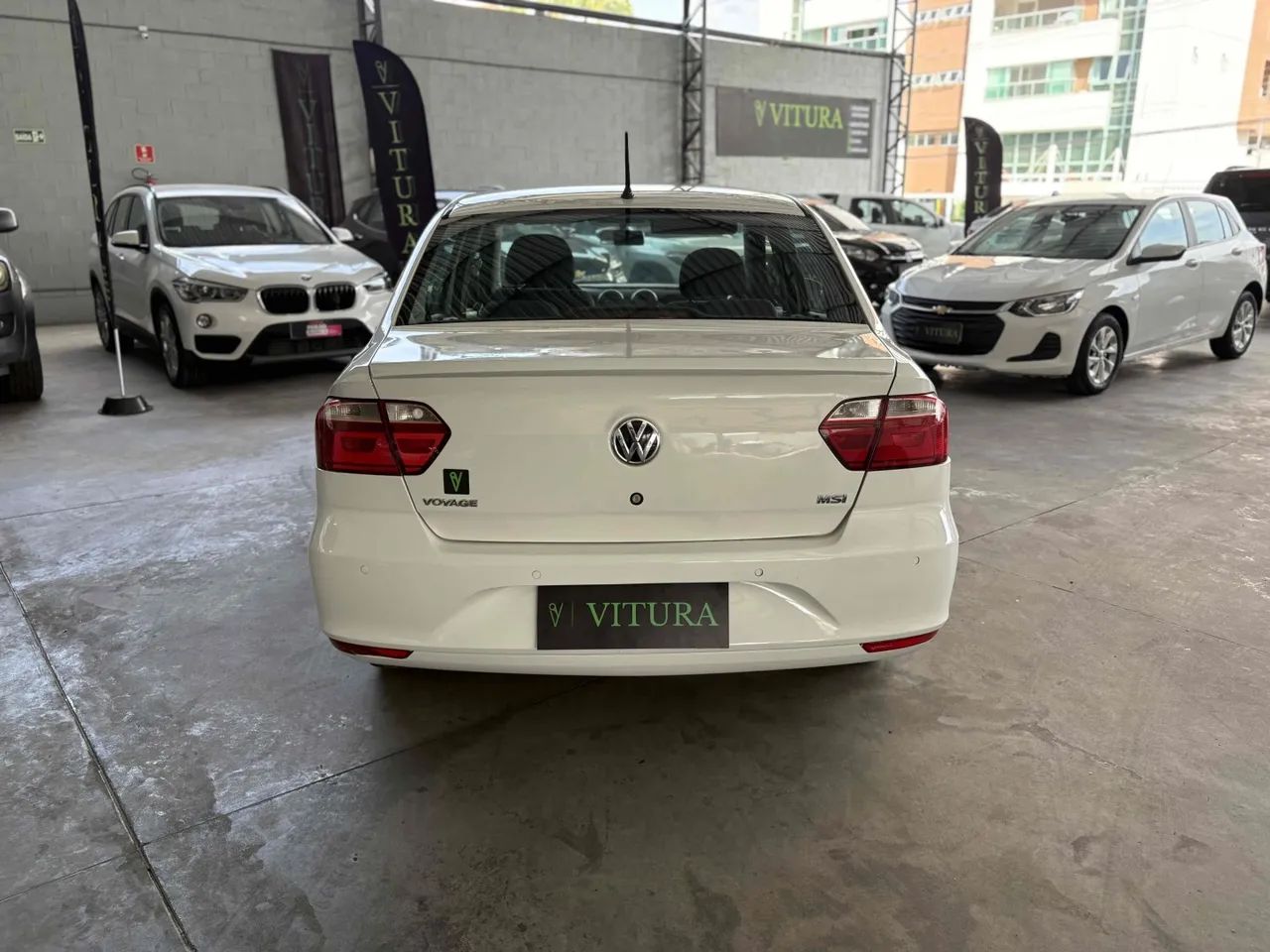Volkswagen Voyage Comf/highli. 1.6 MI T.flex 8V 4P 2015 - Foto 4