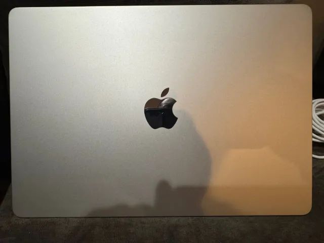 Macbook M3 Air 256 gigas - Foto 2