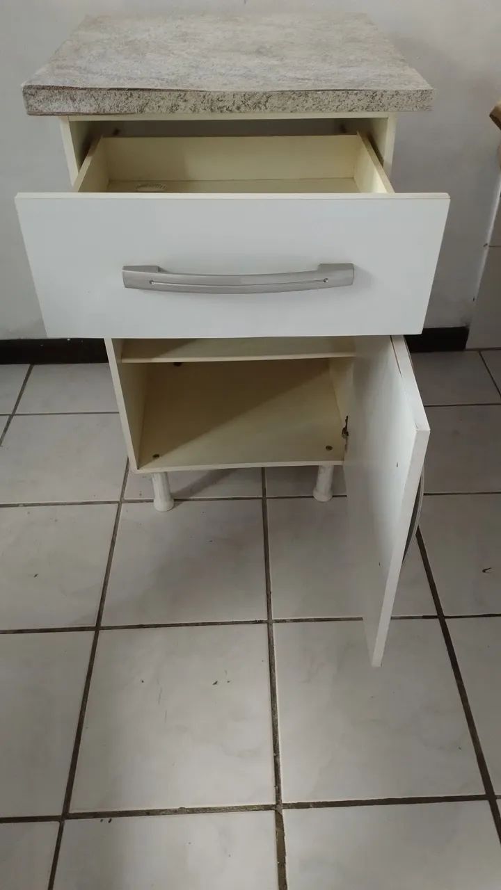 Balcão de uma porta e uma gaveta - Foto 2