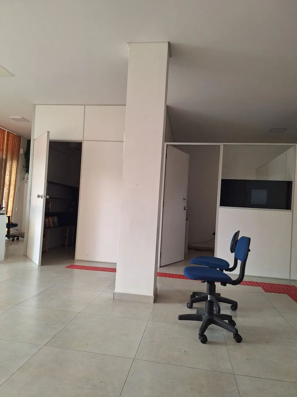 Divisórias com 2 portas. - Foto 2