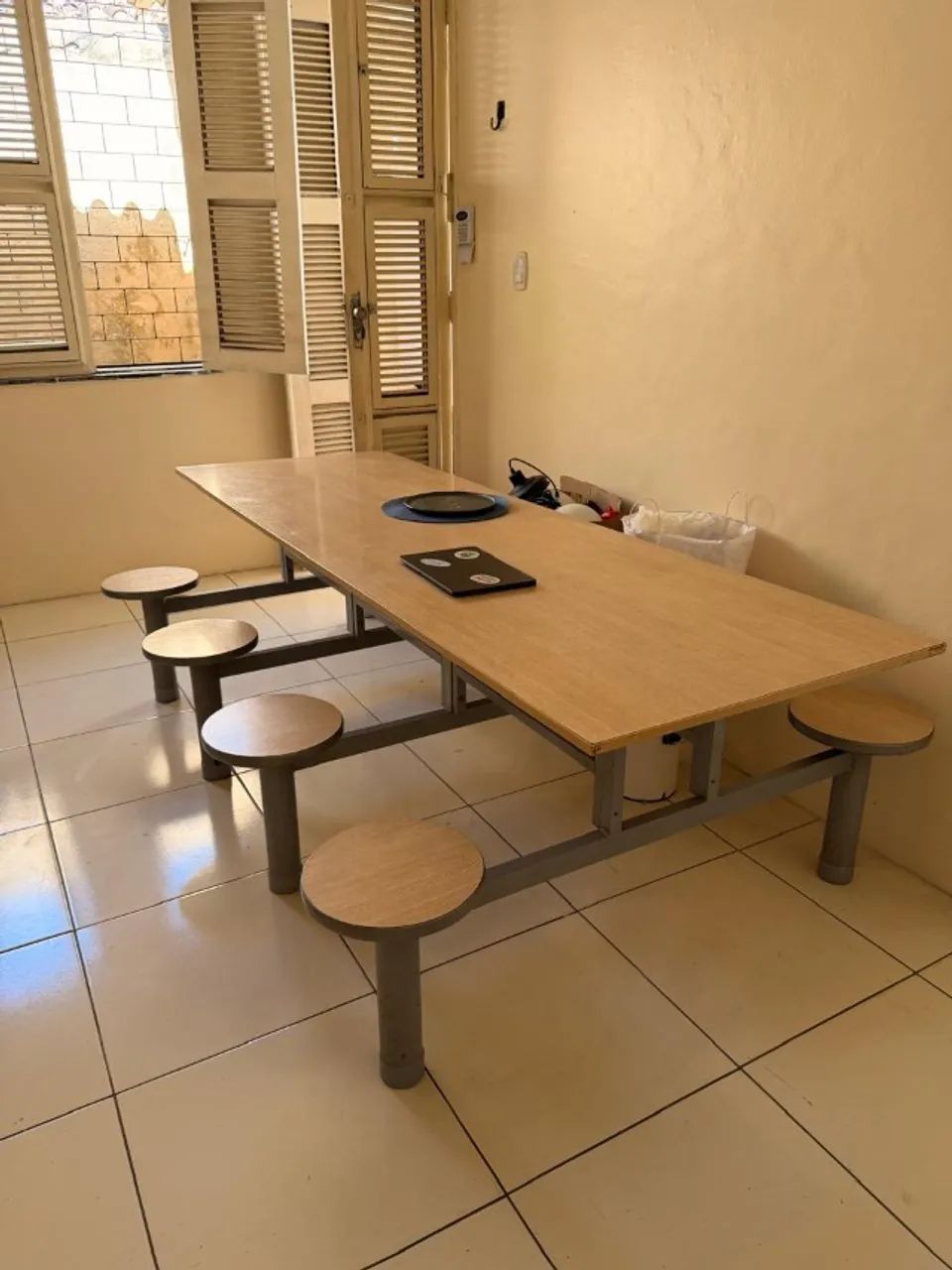 MESA ATÉ 10 LUGARES  - Foto 3