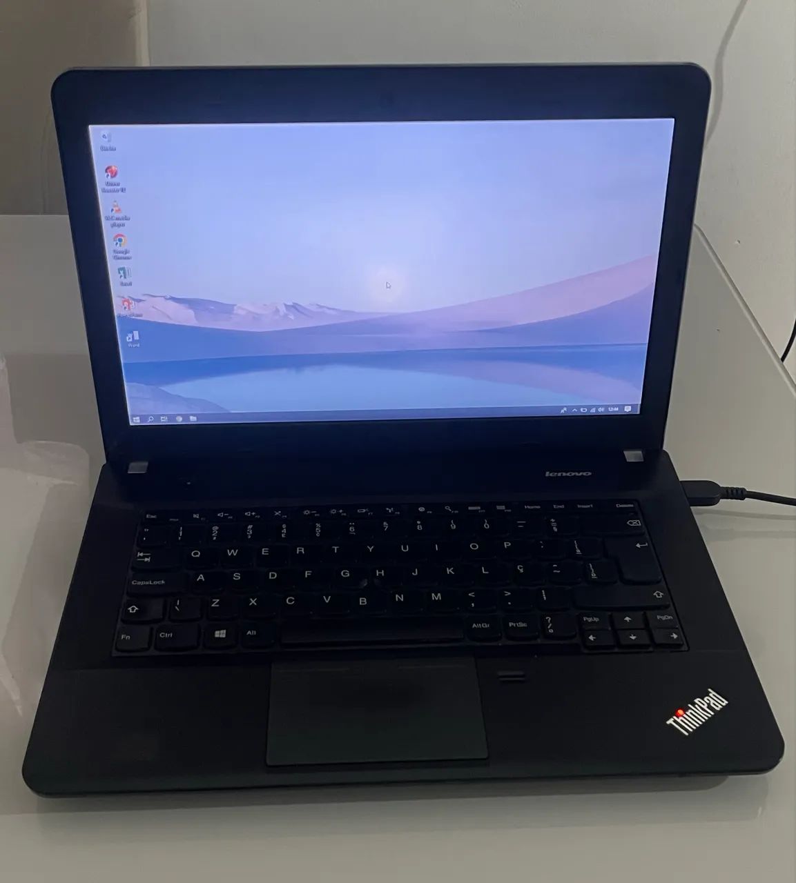 NOTEBOOK LENOVO i5 8RAM BATERIA BOA, SUPER RÁPIDO NÃO TRAVA EXCELENTE 