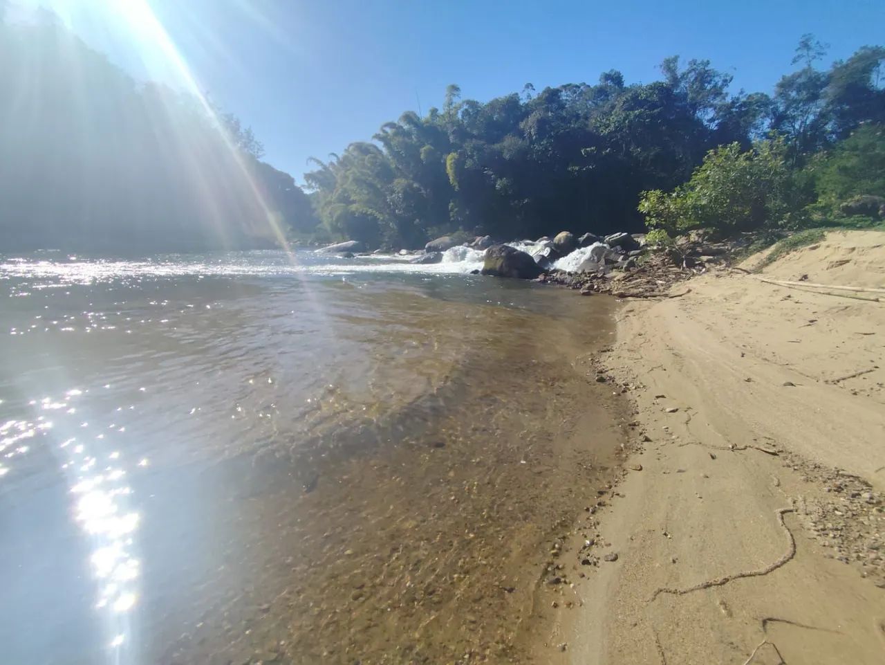 Terrenos em condomínio rural 