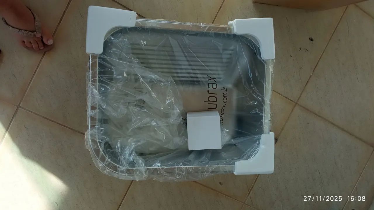 Tanque de embutir de lavanderia 55x45 Aço inox 201 com válvula tubrax 