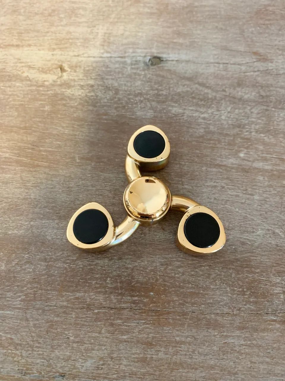 Fidget Spinner giratório- Dourado Importado - Metal e Preto - Foto 4