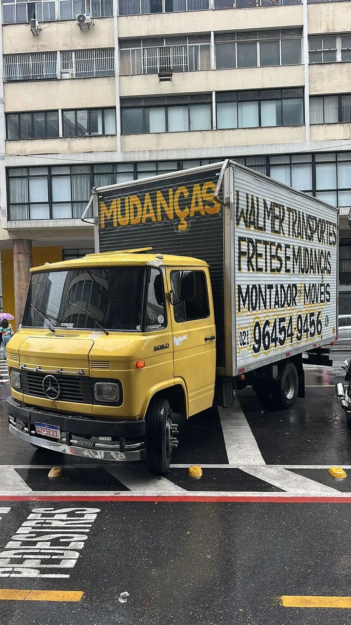 FRETES MUDANÇAS MONTAGEM DE MÓVEIS  - Foto 3