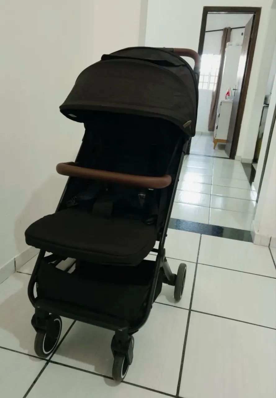 Carrinho de Bebê ABC