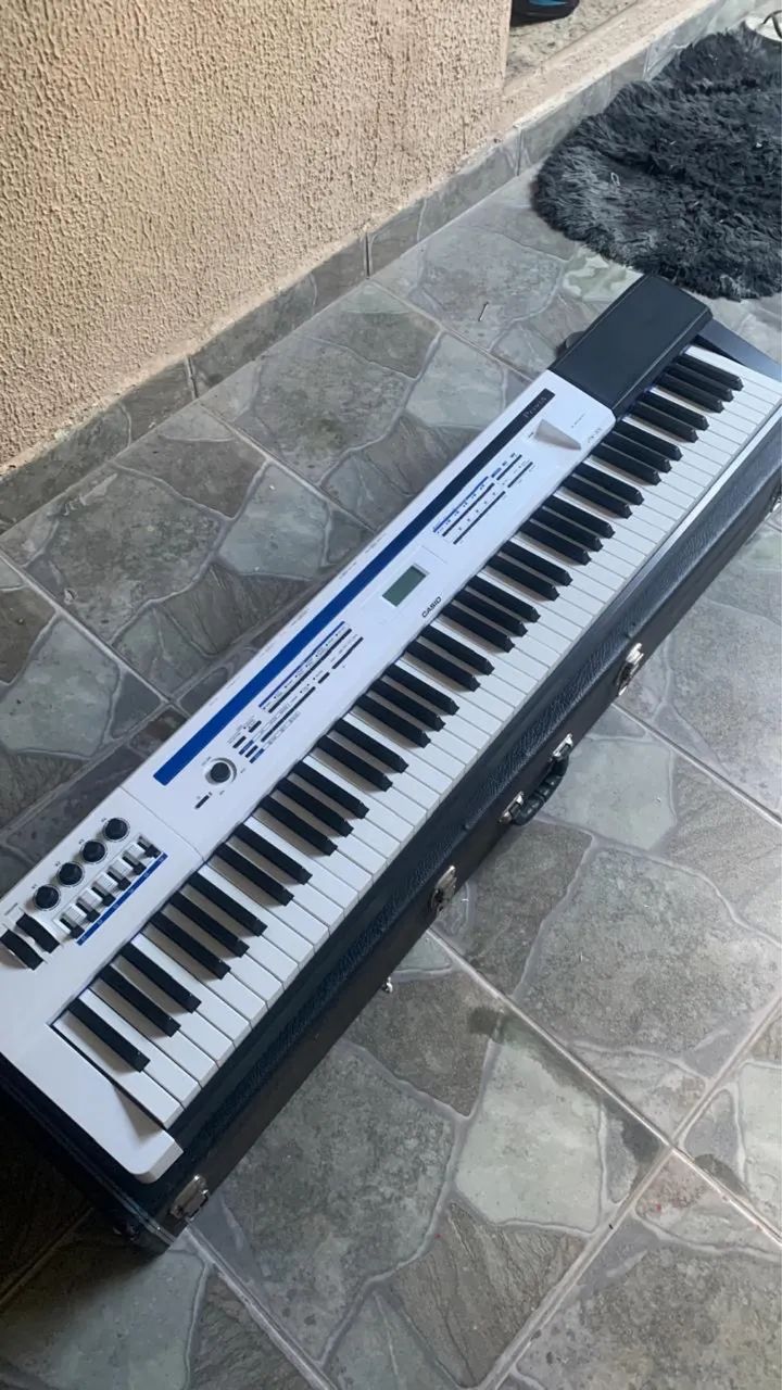 PIANO DIGITAL PRIVIA PX5S - Foto 2