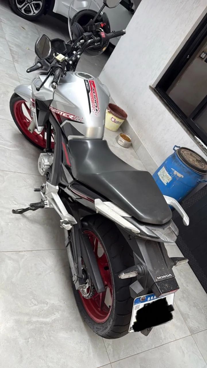 CB Twister 25cc  - Foto 3