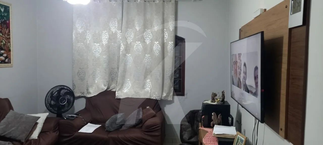 Casa Térrea 1 quarto com 70m² Rua Calandra