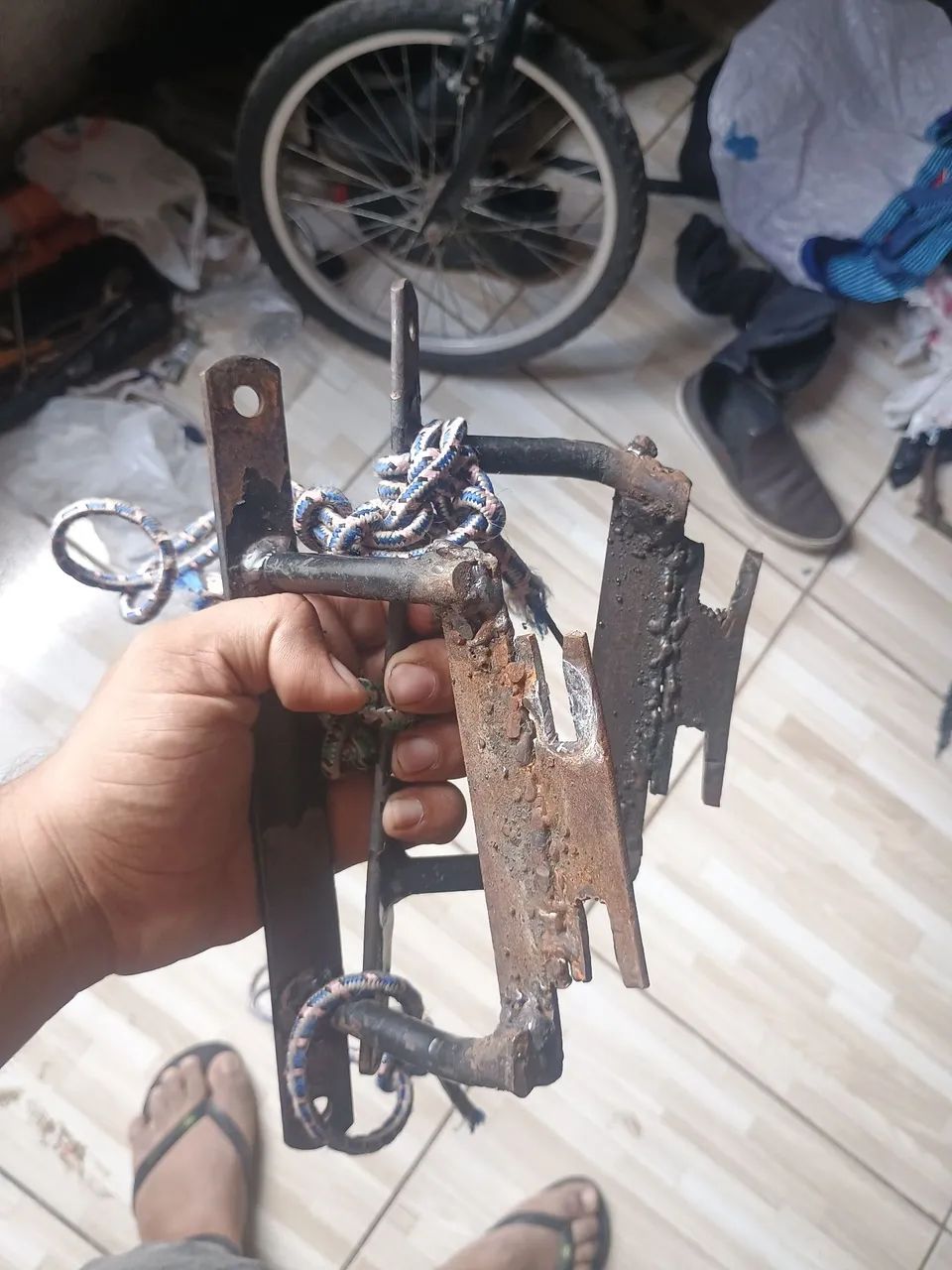 Suporte para moto adaptado para a dk 150 e Honda  - Foto 3
