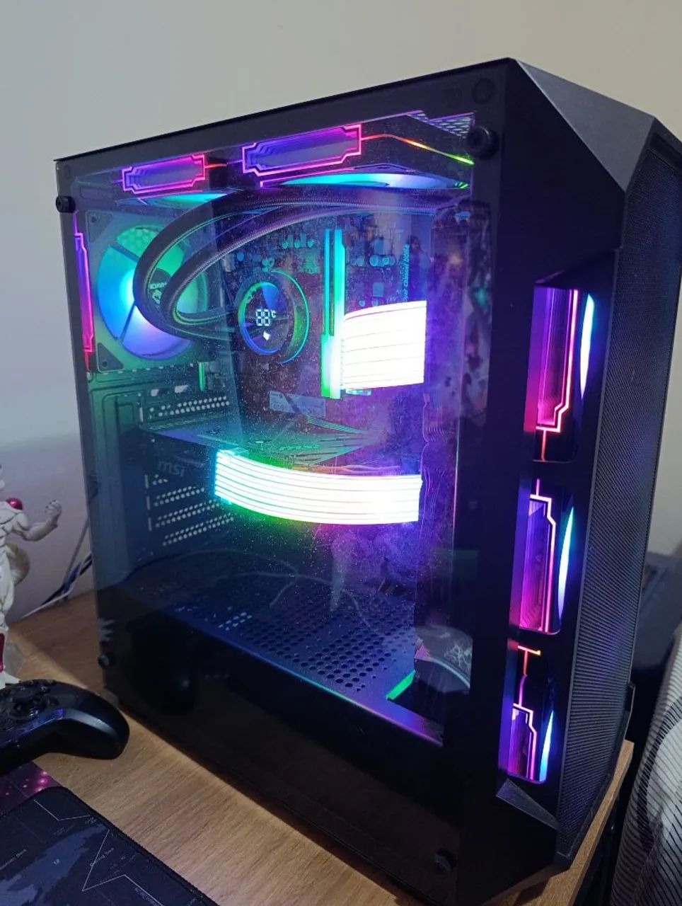 PC Gamer, RTX 4060 ti, Ryzen 5 5600x, ssd 1tb, 16gb ram, Water