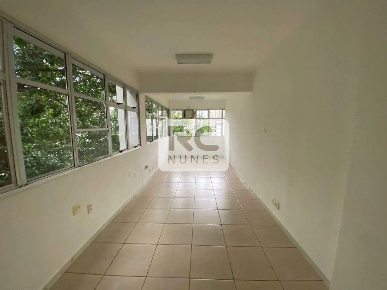 Sala com área de 70m² no Bairro Sion, Belo Horizonte/MG