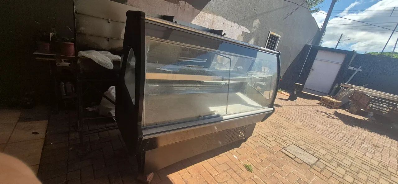 balcão refrigerado (expositor de produtos)