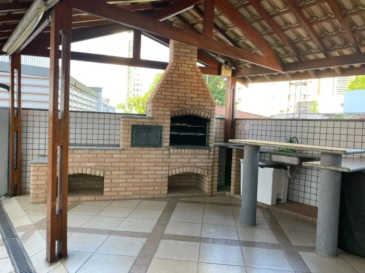 Cambuí Ótimo Apartamento com 2 Suítes em Campinas - Foto 5