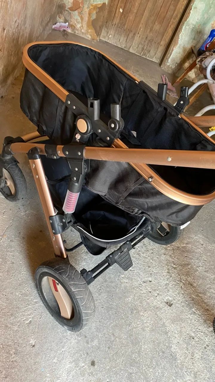 Vende-se carrinho moisés 